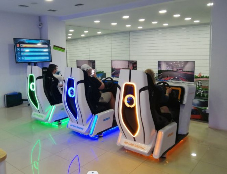 Гонки на AR-автомобилях AR CAR RACING