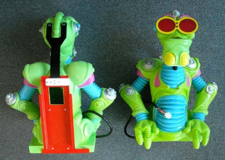 ICE Dunk N' Alien Alien Assembly